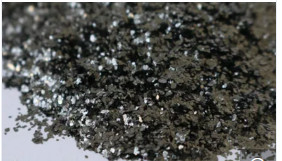 Graphite en flocons 99% 32 Maillage en poudre naturelle Graphite 3299 pour la coulée de cuivre
